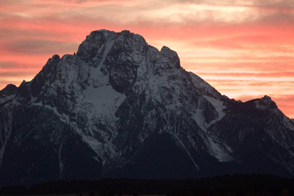 yellowstone winter tours from jackson hole